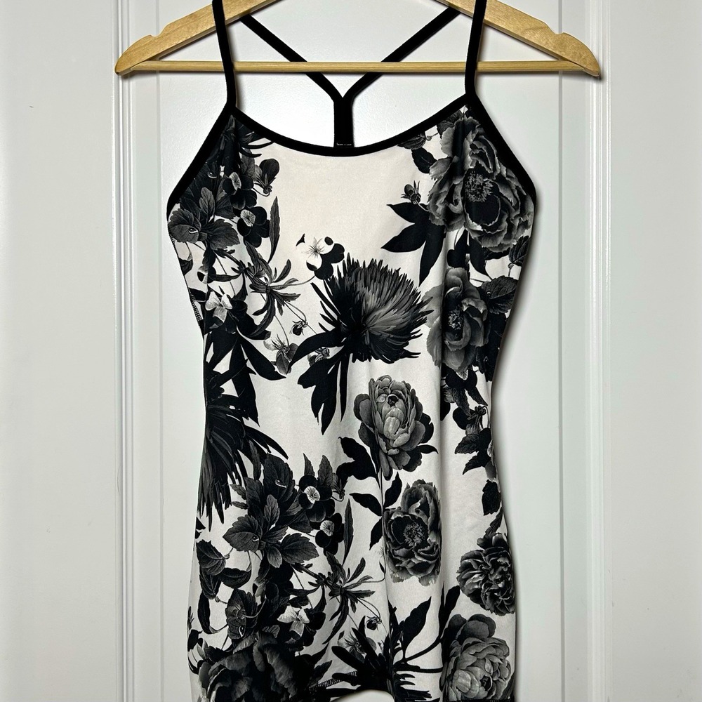 Lululemon Brisk Bloom Black White / Black Moisture Wicking Power Y Tank Luon